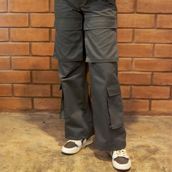 Multi Pocket Cargo Pant - Dull Green