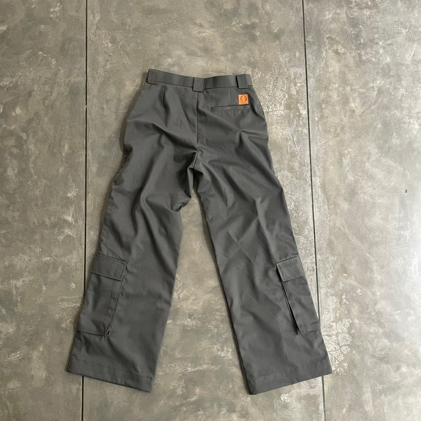 Multi Pocket Cargo Pant - Dull Green